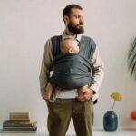 Porter son bébé, c’est déjà devenir papa